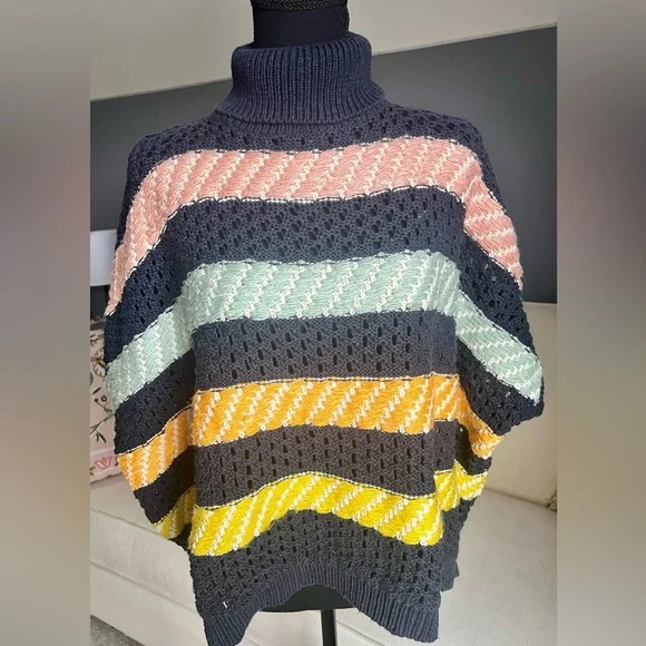 ANTHROPOLOGIE - MULTICOLORED PONCHO - ONE SIZE - Picture 2 of 8